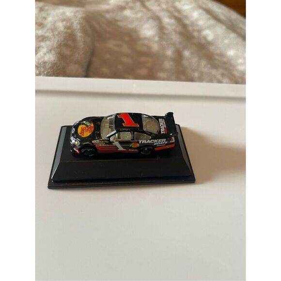 Lionel 2007 Martin Truex Jr #1 Bass Pro Shops Dover Race 1st Win NASCAR Racecar - Picture 5 of 16